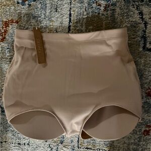 SKIMS Women's Nude High-Waisted Panties